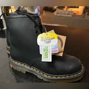 Doc Martens size 8 brand new with tags NWT never worn